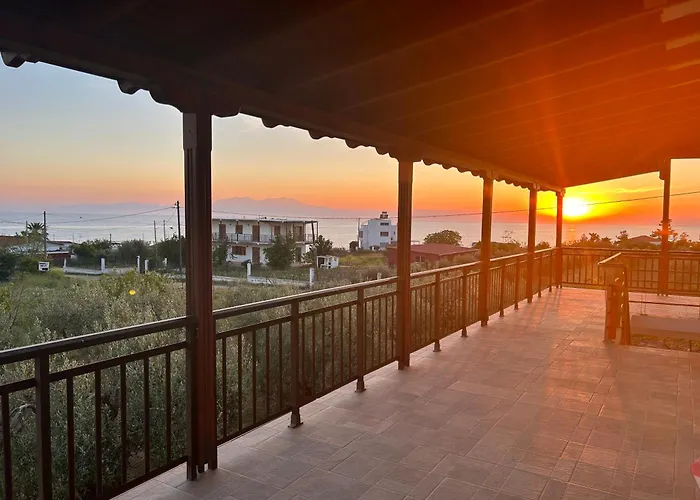 Villa Blanca With Sea View Near Sozopoli